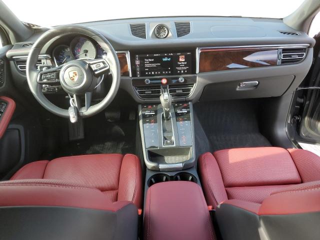 Photo 8 from auction – 2022 PORSCHE MACAN S with VIN WP1AG2A57NLB22574