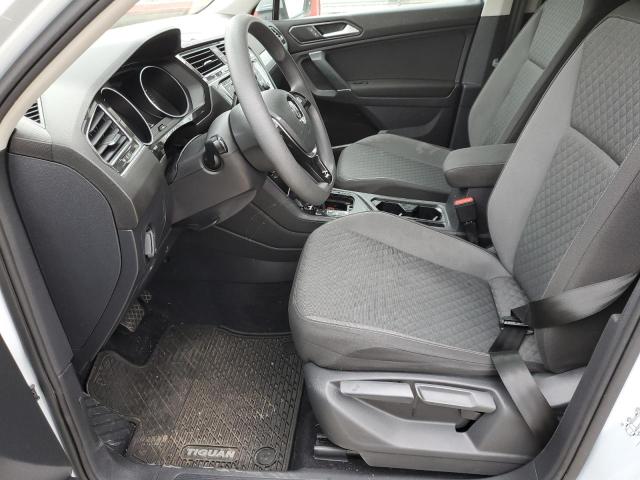 Photo 7 from auction – 2018 VOLKSWAGEN TIGUAN S with VIN 3VV1B7AX8JM017759