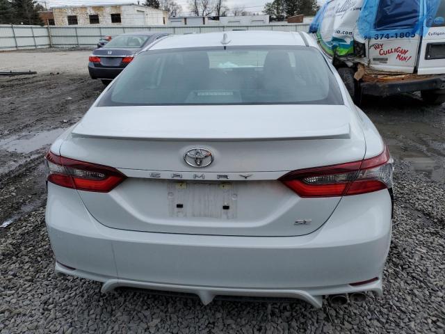 Photo 6 from auction – 2022 TOYOTA CAMRY SE with VIN 4T1G11AK2NU070404