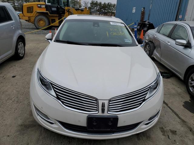 Photo 5 from auction – 2013 LINCOLN MKZ with VIN 3LN6L2J9XDR810828