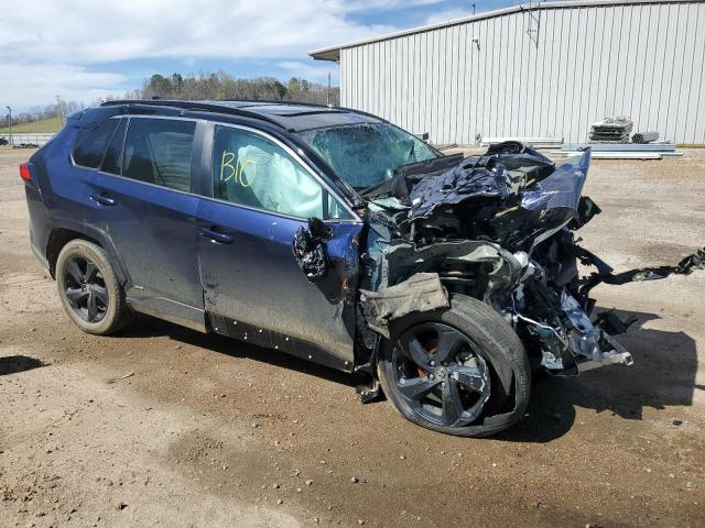 Photo 4 from auction – 2020 TOYOTA RAV4 XSE with VIN 2T3EWRFV2LW075696