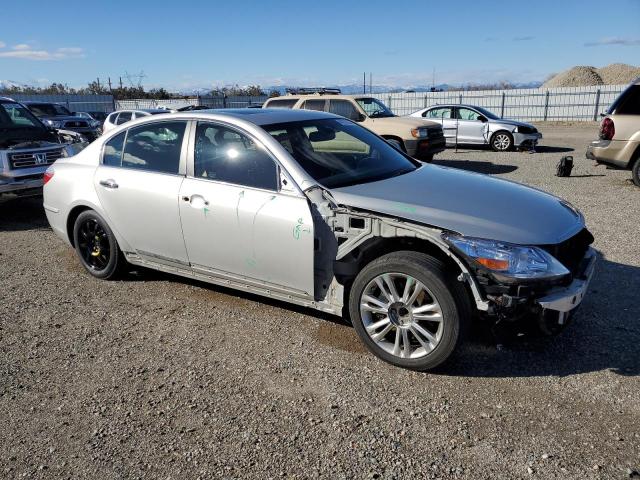 Photo 4 from auction – 2011 HYUNDAI GENESIS 4. with VIN KMHGC4DF2BU129604