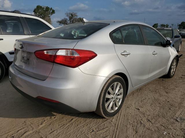 Photo 3 from auction – 2015 KIA FORTE LX with VIN KNAFX4A65F5334811