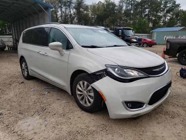 Photo 4 from auction – 2017 CHRYSLER PACIFICA T with VIN 2C4RC1BG0HR583752