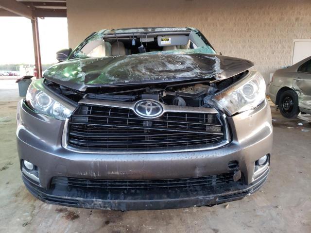 Photo 5 from auction – 2016 TOYOTA HIGHLANDER with VIN 5TDYKRFH6GS158641