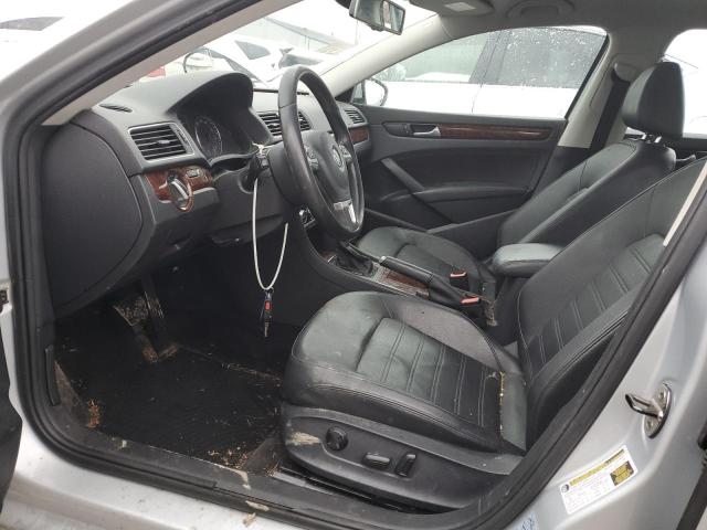 Photo 7 from auction – 2012 VOLKSWAGEN PASSAT SEL with VIN 1VWCP7A34CC037692