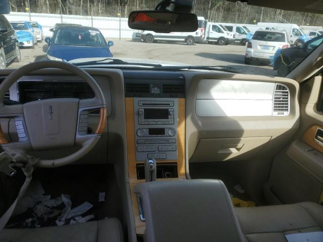 Photo 8 from auction – 2009 LINCOLN NAVIGATOR with VIN 5LMFU28539LJ01838
