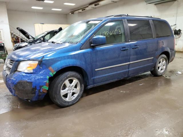 DODGE GRAND CARA 2010 with VIN 2D4RN5D15AR420615 - Photo from auction