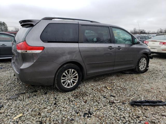 Photo 3 from auction – 2011 TOYOTA SIENNA XLE with VIN 5TDYK3DC8BS124116