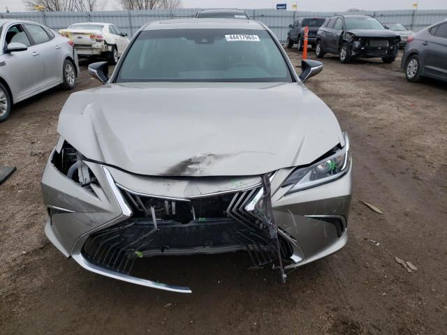 Photo 5 from auction – 2021 LEXUS ES 250 BAS with VIN 58AD11D13MU005221