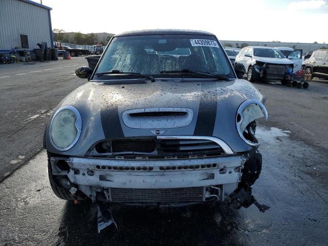 Photo 5 from auction – 2005 MINI COOPER S with VIN WMWRE33585TL12216