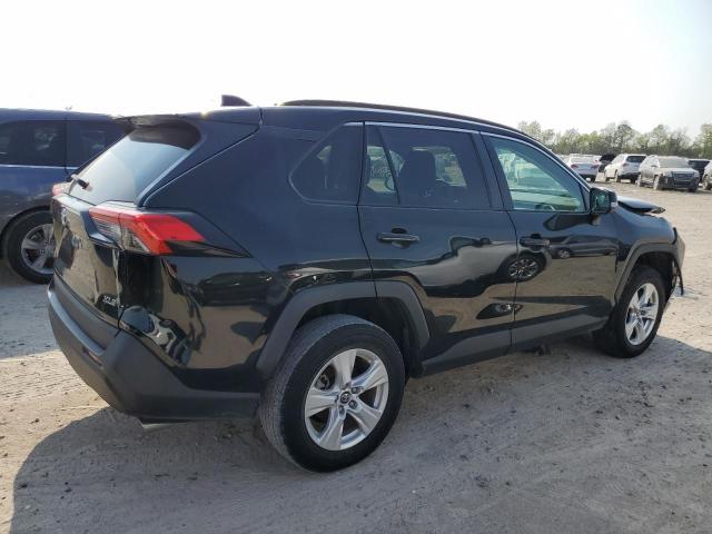 Photo 3 from auction – 2020 TOYOTA RAV4 XLE with VIN 2T3W1RFV8LW098564