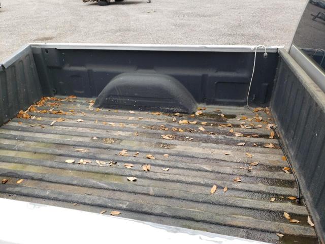 Photo 10 from auction – 2004 CHEVROLET SILVERADO with VIN 1GCEC14V04Z228414