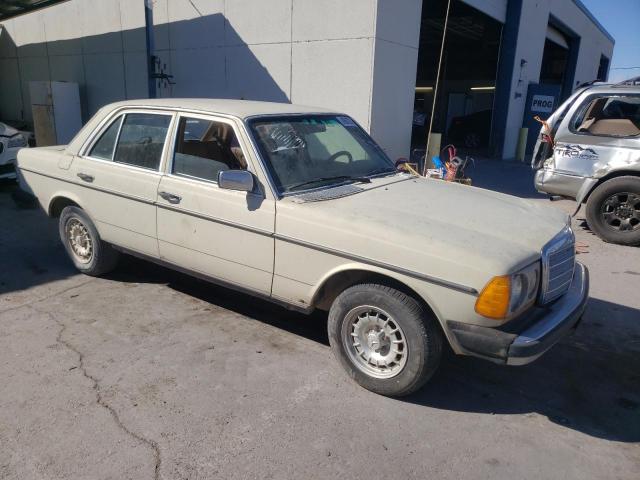 Photo 4 from auction – 1981 MERCEDES-BENZ 300 D with VIN WDBAB30A4BB222118