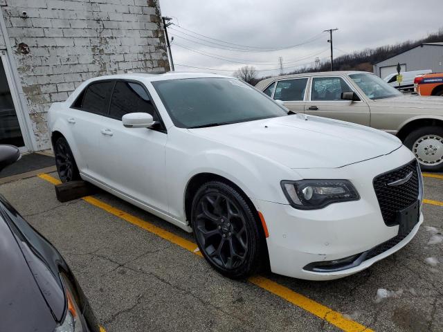 Photo 4 from auction – 2019 CHRYSLER 300 S with VIN 2C3CCABG9KH686059