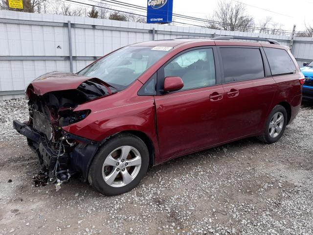 Photo 1 from auction – 2017 TOYOTA SIENNA LE with VIN 5TDKZ3DC8HS781332