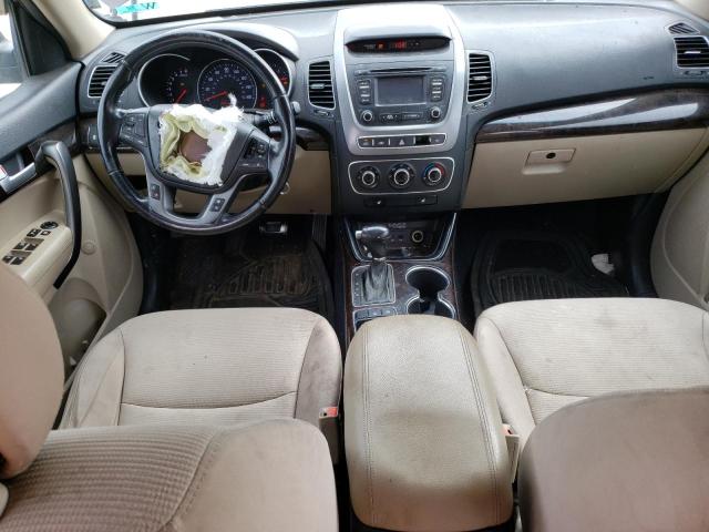 Photo 8 from auction – 2014 KIA SORENTO LX with VIN 5XYKTCA68EG508237