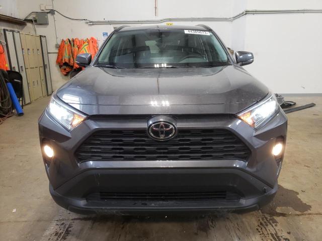 Photo 5 from auction – 2021 TOYOTA RAV4 XLE with VIN 2T3R1RFVXMC233849