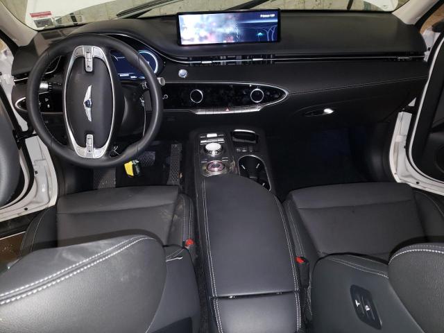Photo 8 from auction – 2022 GENESIS GV70 BASE with VIN KMUMADTB7NU075942