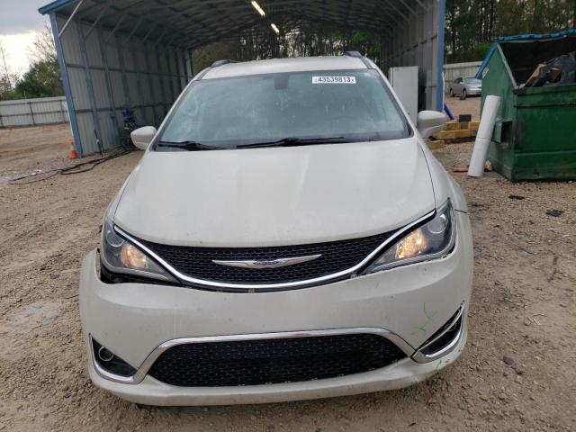 Photo 5 from auction – 2017 CHRYSLER PACIFICA T with VIN 2C4RC1BG0HR583752