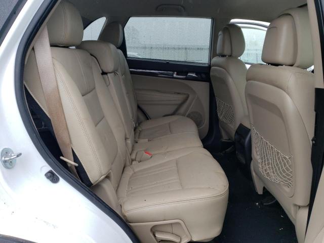 Photo 11 from auction – 2014 KIA SORENTO LX with VIN 5XYKT3A69EG533082