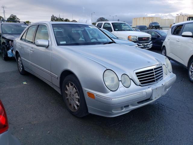 Photo 4 from auction – 2000 MERCEDES-BENZ E 320 with VIN WDBJF65J1YB161057