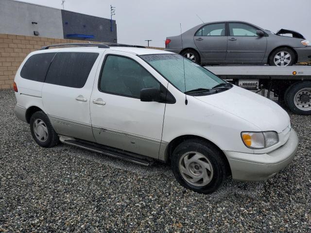 Photo 4 from auction – 2000 TOYOTA SIENNA LE with VIN 4T3ZF13C9YU206846