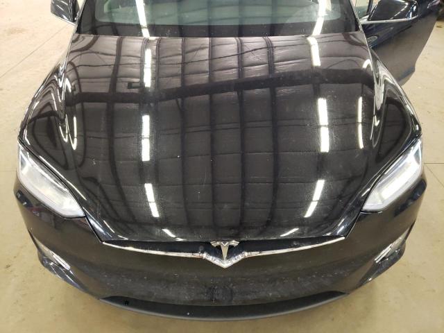 Photo 11 from auction – 2018 TESLA MODEL X with VIN 5YJXCDE2XJF129826