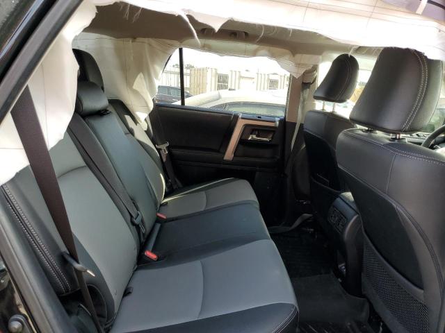 Photo 11 from auction – 2020 TOYOTA 4RUNNER SR with VIN JTEZU5JR0L5222790