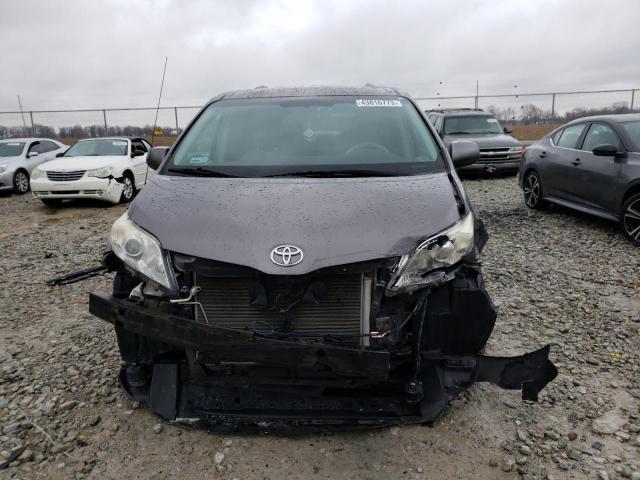 Photo 5 from auction – 2011 TOYOTA SIENNA XLE with VIN 5TDYK3DC8BS124116