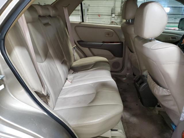 Photo 10 from auction – 2000 LEXUS UK with VIN JT6HF10U2Y0146073