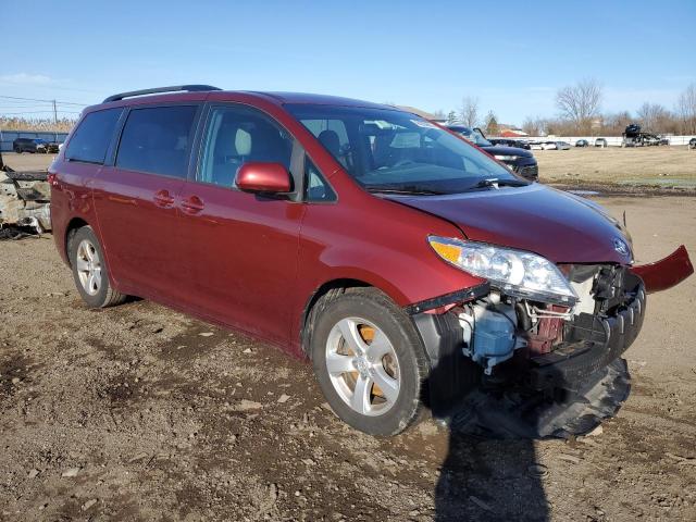 Photo 4 from auction – 2015 TOYOTA SIENNA LE with VIN 5TDKK3DC2FS587963