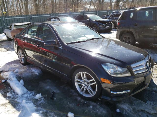 Photo 4 from auction – 2012 MERCEDES-BENZ C 300 4MAT with VIN WDDGF8BB2CA609864