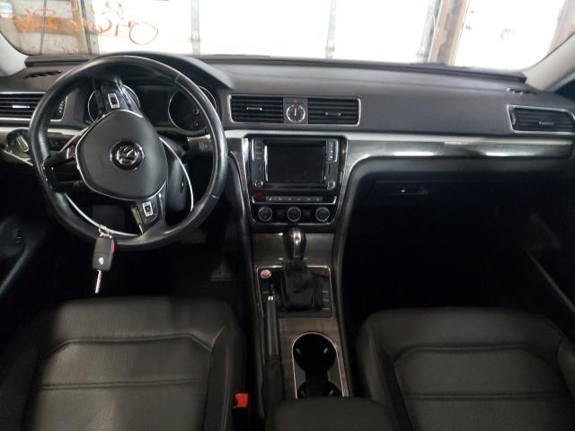 Photo 8 from auction – 2017 VOLKSWAGEN PASSAT SE with VIN 1VWBT7A33HC036628