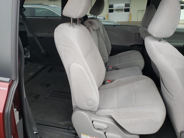 Photo 11 from auction – 2016 TOYOTA SIENNA LE with VIN 5TDKK3DC4GS743728