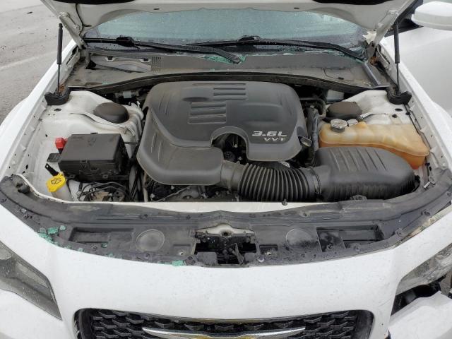 Photo 11 from auction – 2019 CHRYSLER 300 S with VIN 2C3CCABG0KH515099