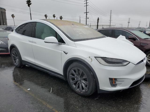 Photo 4 from auction – 2017 TESLA MODEL X with VIN 5YJXCBE26HF052502