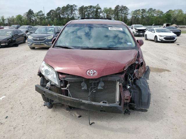 Photo 5 from auction – 2014 TOYOTA SIENNA XLE with VIN 5TDYK3DC4ES428743
