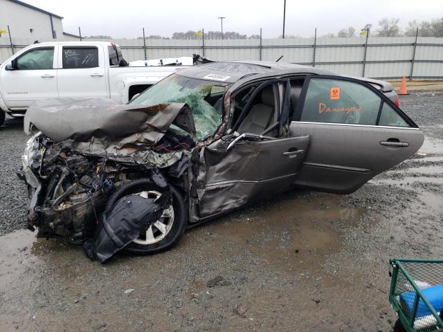 Photo 1 from auction – 2004 TOYOTA CAMRY LE with VIN 4T1BF30K04U589569