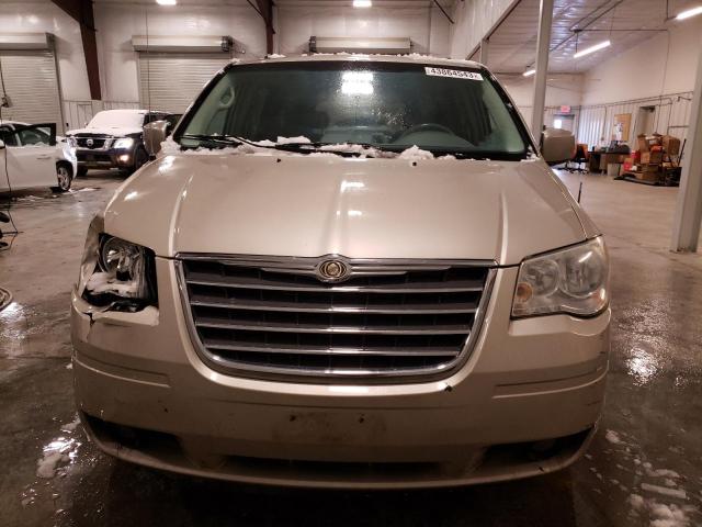 Photo 5 from auction – 2009 CHRYSLER TOWN & COU with VIN 2A8HR54169R589723