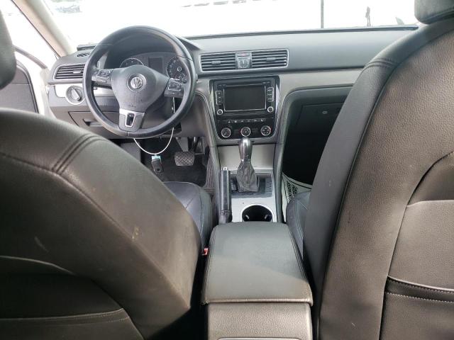 Photo 8 from auction – 2014 VOLKSWAGEN PASSAT SE with VIN 1VWBM7A33EC025296