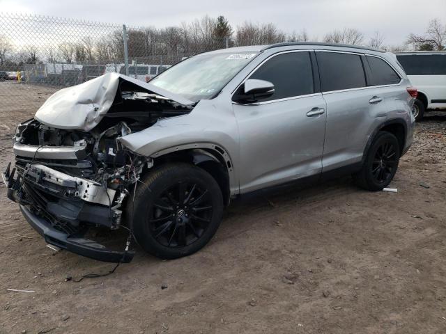 TOYOTA HIGHLANDER 2019 with VIN 5TDKZRFH5KS554604 - Photo from auction
