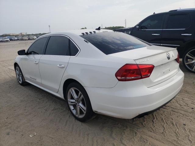 Photo 2 from auction – 2014 VOLKSWAGEN PASSAT SE with VIN 1VWBM7A33EC025296