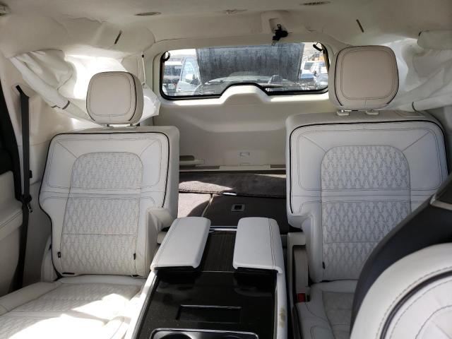 Photo 10 from auction – 2022 LINCOLN NAVIGATOR with VIN 5LMJJ2TT4NEL10416