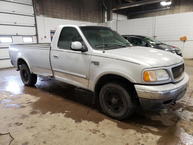 Photo 4 from auction – 2001 FORD F-150 with VIN 2FTRF18L11CA61958