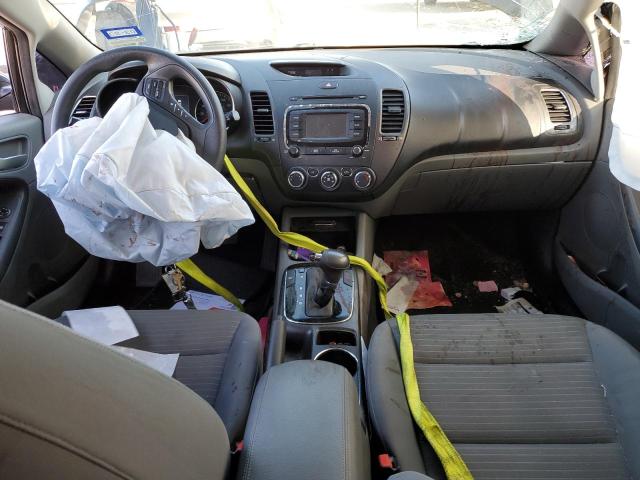 Photo 8 from auction – 2017 KIA FORTE LX with VIN 3KPFL4A76HE049954