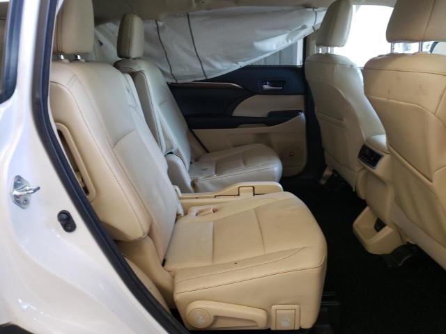 Photo 11 from auction – 2017 TOYOTA HIGHLANDER with VIN 5TDDGRFH3HS026129