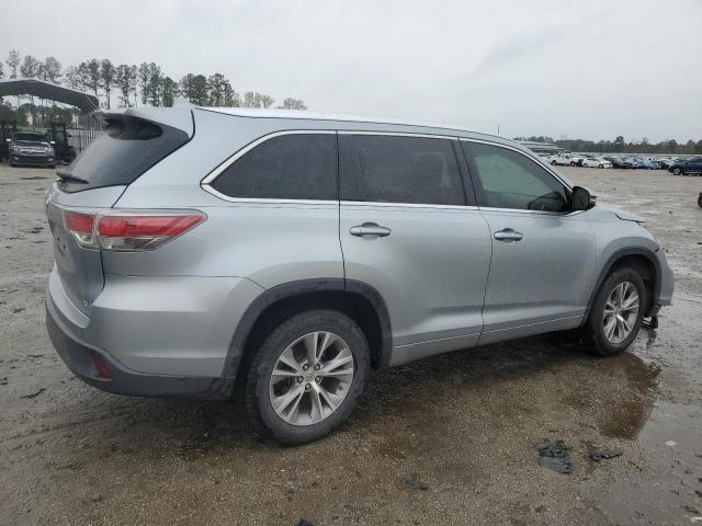Photo 3 from auction – 2015 TOYOTA HIGHLANDER with VIN 5TDKKRFH1FS043918