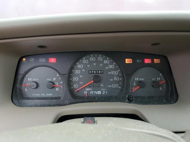 Photo 9 from auction – 2005 MERCURY GRAND MARQ with VIN 2MEFM74W85X619183