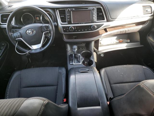 Photo 8 from auction – 2017 TOYOTA HIGHLANDER with VIN 5TDBZRFHXHS461764
